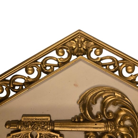 Vintage Ornate Key Design Hollywood Regency Syroco Wall Art Plaque - Picture 15 of 16